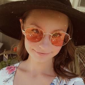 Meet your Posher, Joan